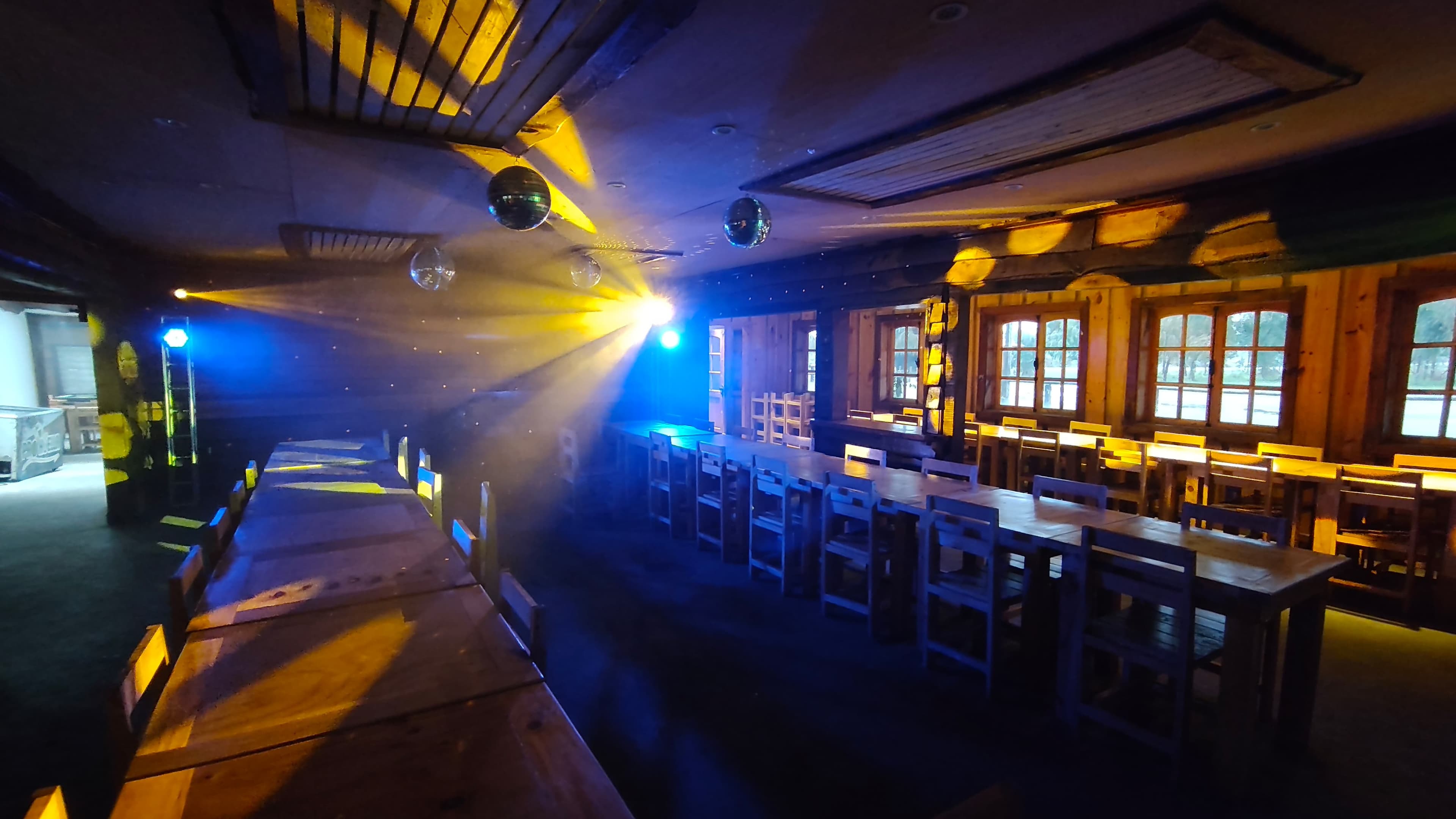 Máquina de humo en evento